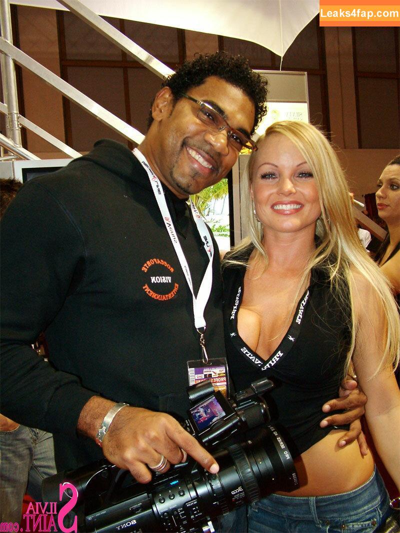 Silvia Saint / Sylvia Saint / saintsylvia / sylviasaint leaked photo photo #0403