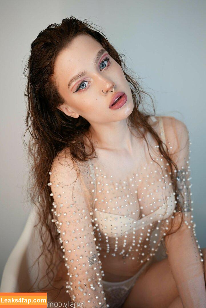 SimensSofia слитое фото фото #0038