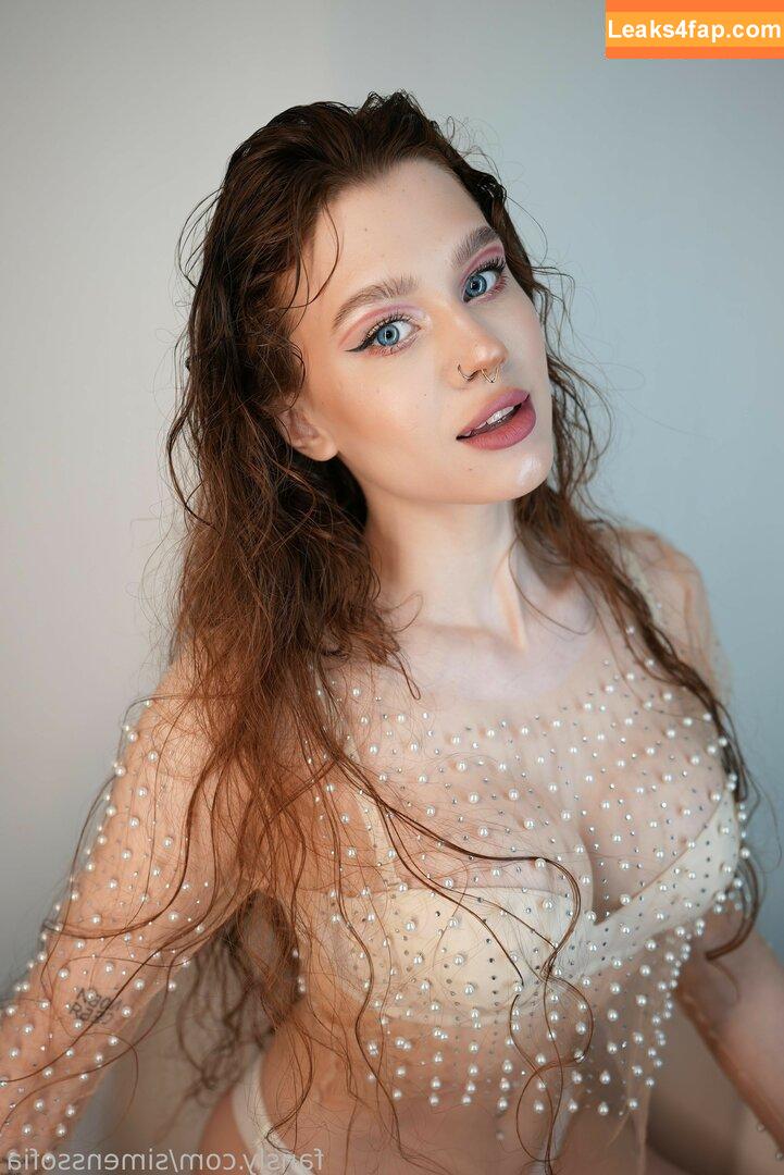 SimensSofia слитое фото фото #0052