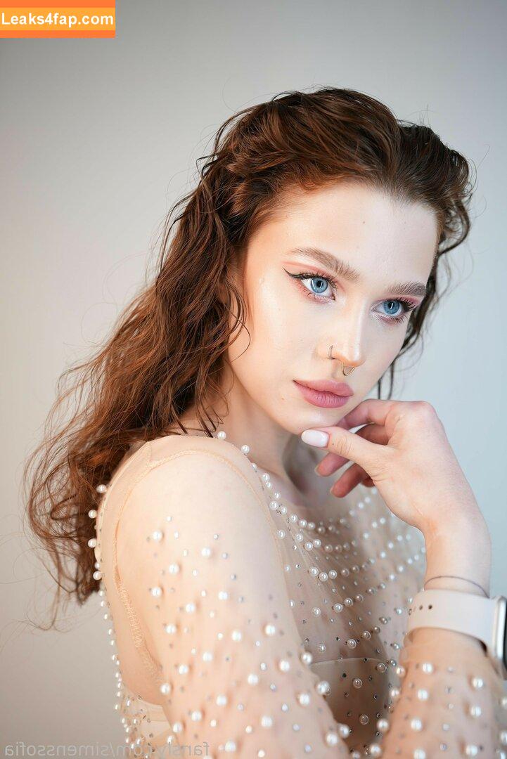 SimensSofia слитое фото фото #0080