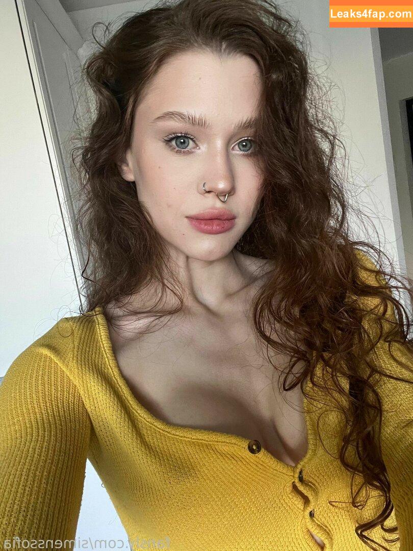 SimensSofia слитое фото фото #0194