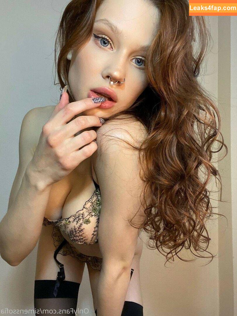 SimensSofia слитое фото фото #0195