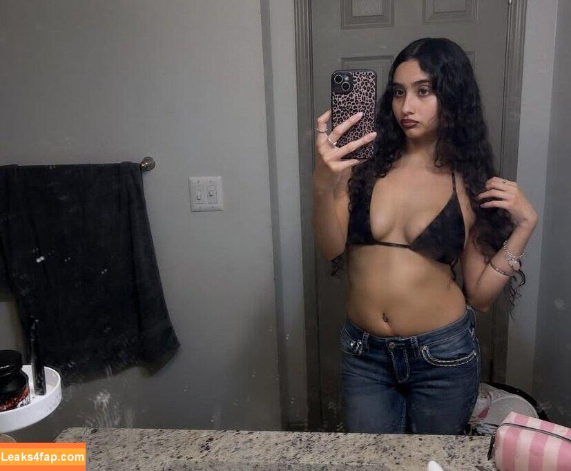 simmarss /  leaked photo photo #0003