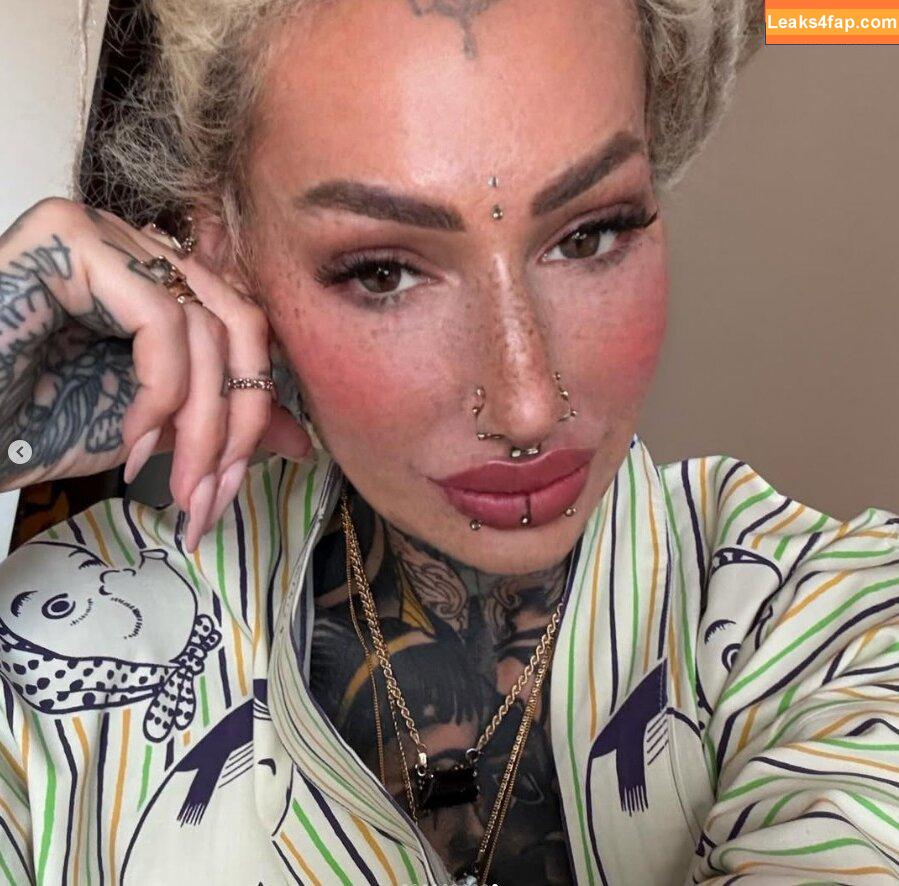 Simona Carrara / simona.carrara1987 leaked photo photo #0018