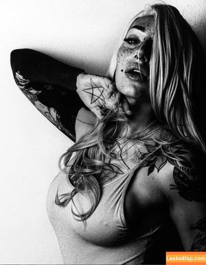 Simona Carrara фото #0015