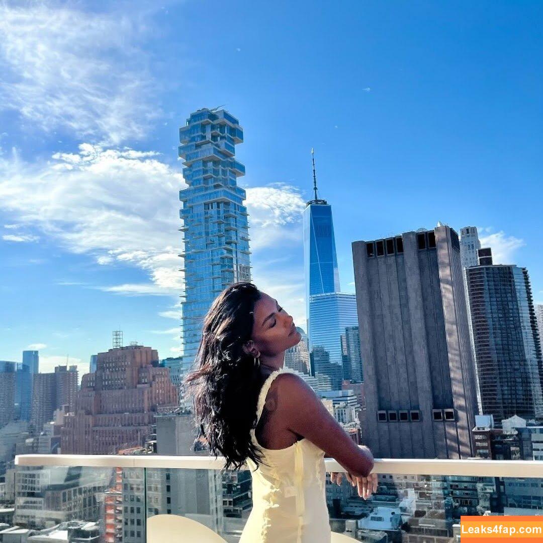 Simone Ashley / simoneashley leaked photo photo #0115