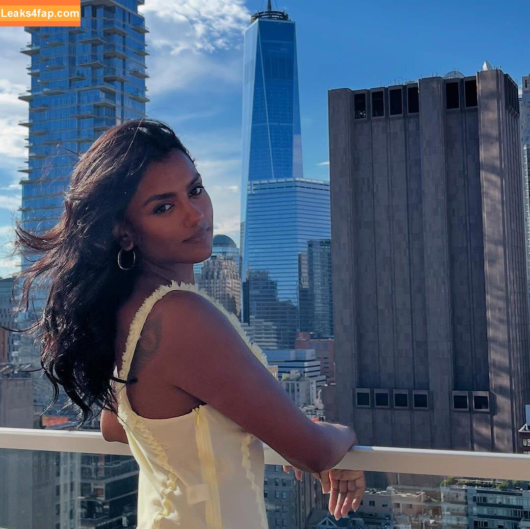 Simone Ashley / simoneashley leaked photo photo #0117
