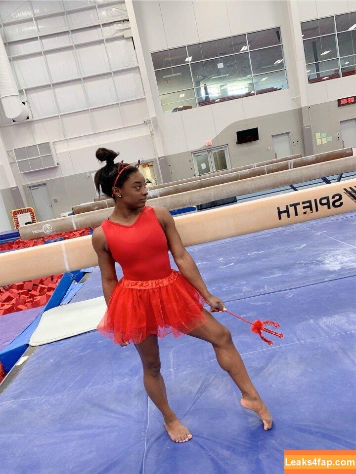 Simone Biles / Simone_Biles / simonebiles / slaymate слитое фото фото #0163