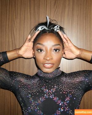 Simone Biles фото #0029