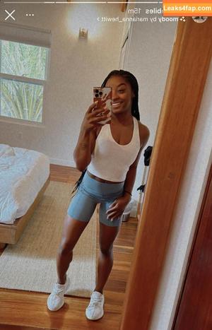 Simone Biles photo #0248