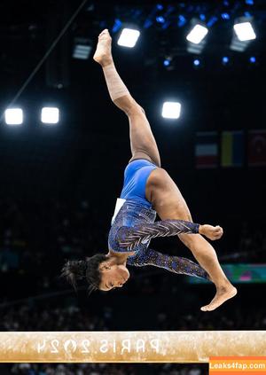 Simone Biles photo #0253