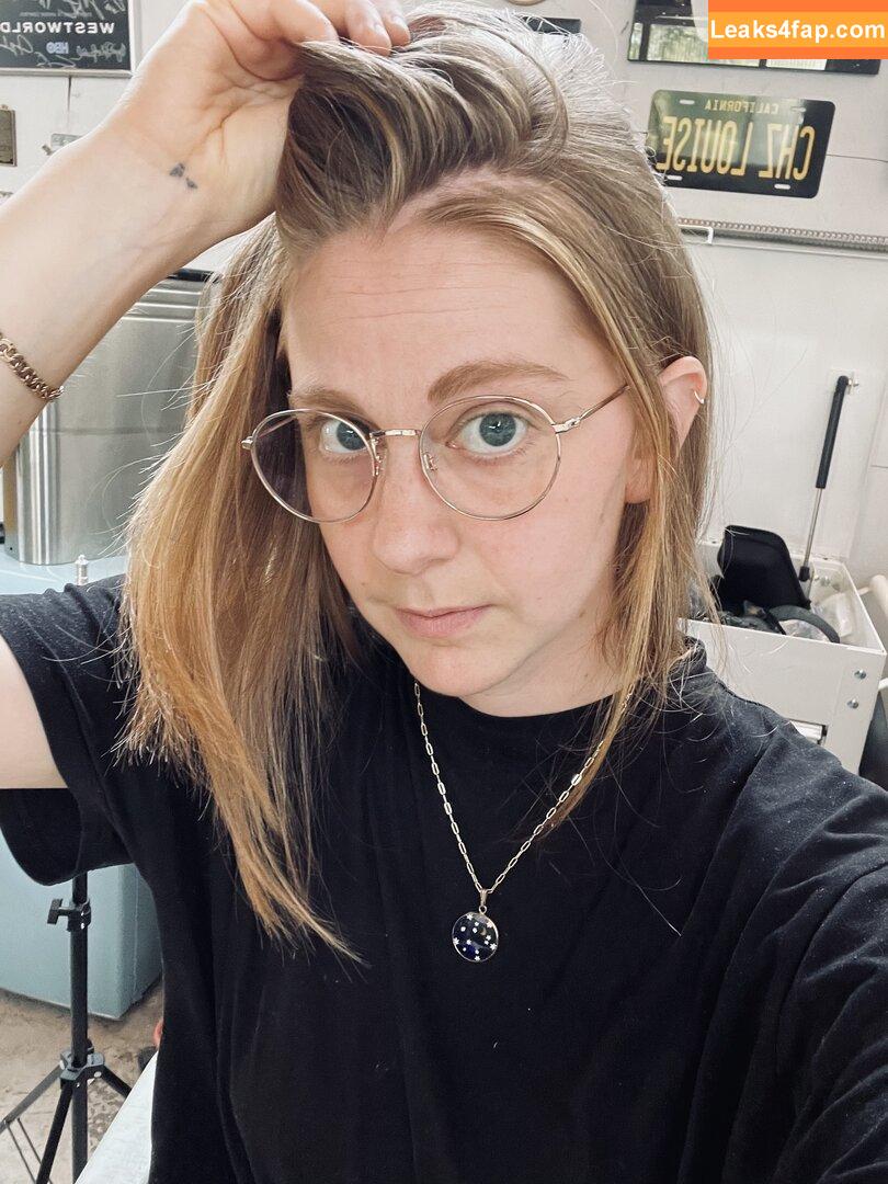 Simone Giertz / simonegiertz слитое фото фото #0024