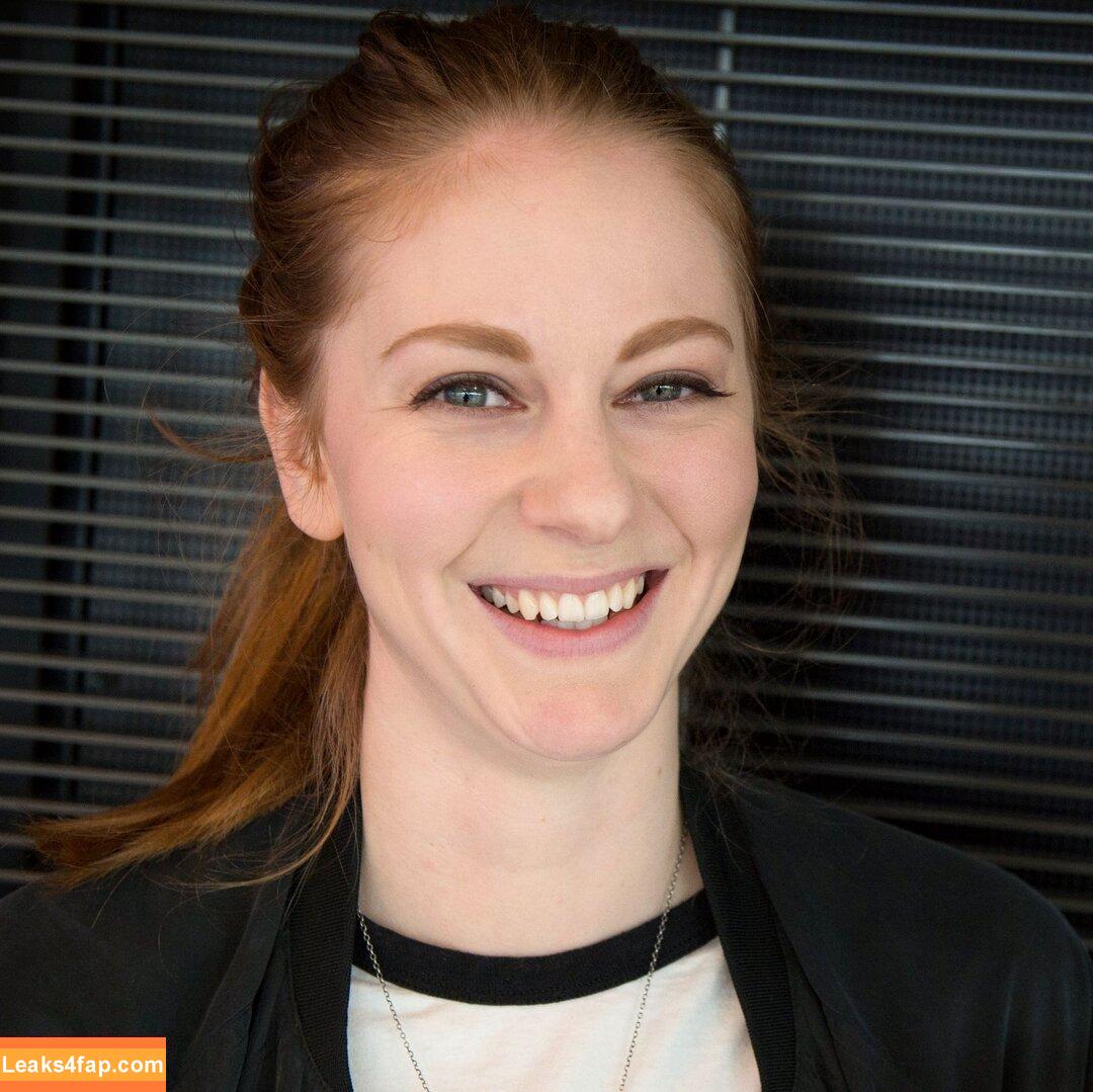 Simone Giertz / simonegiertz слитое фото фото #0052