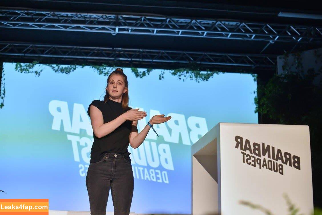 Simone Giertz / simonegiertz слитое фото фото #0061