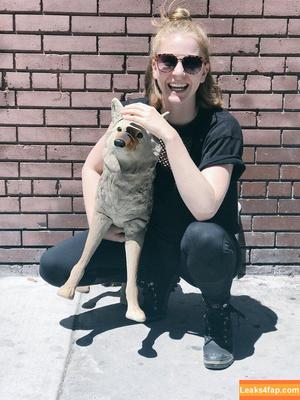 Simone Giertz фото #0013