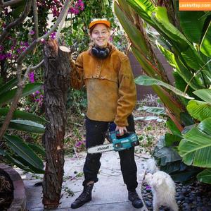 Simone Giertz фото #0032