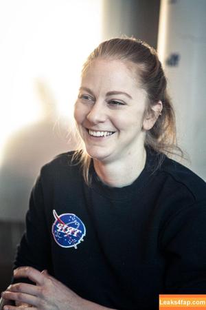 Simone Giertz фото #0048