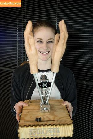 Simone Giertz фото #0050