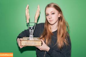 Simone Giertz фото #0059
