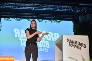 Simone Giertz фото #0061