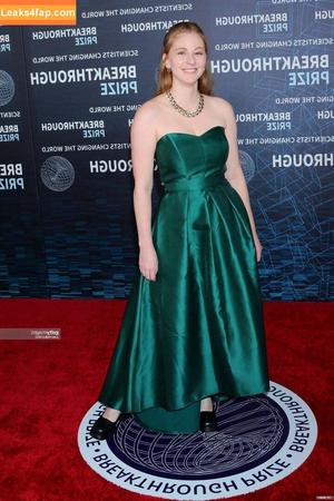 Simone Giertz фото #0071