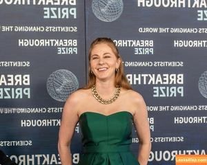 Simone Giertz фото #0073