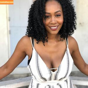 Simone Missick photo #0018