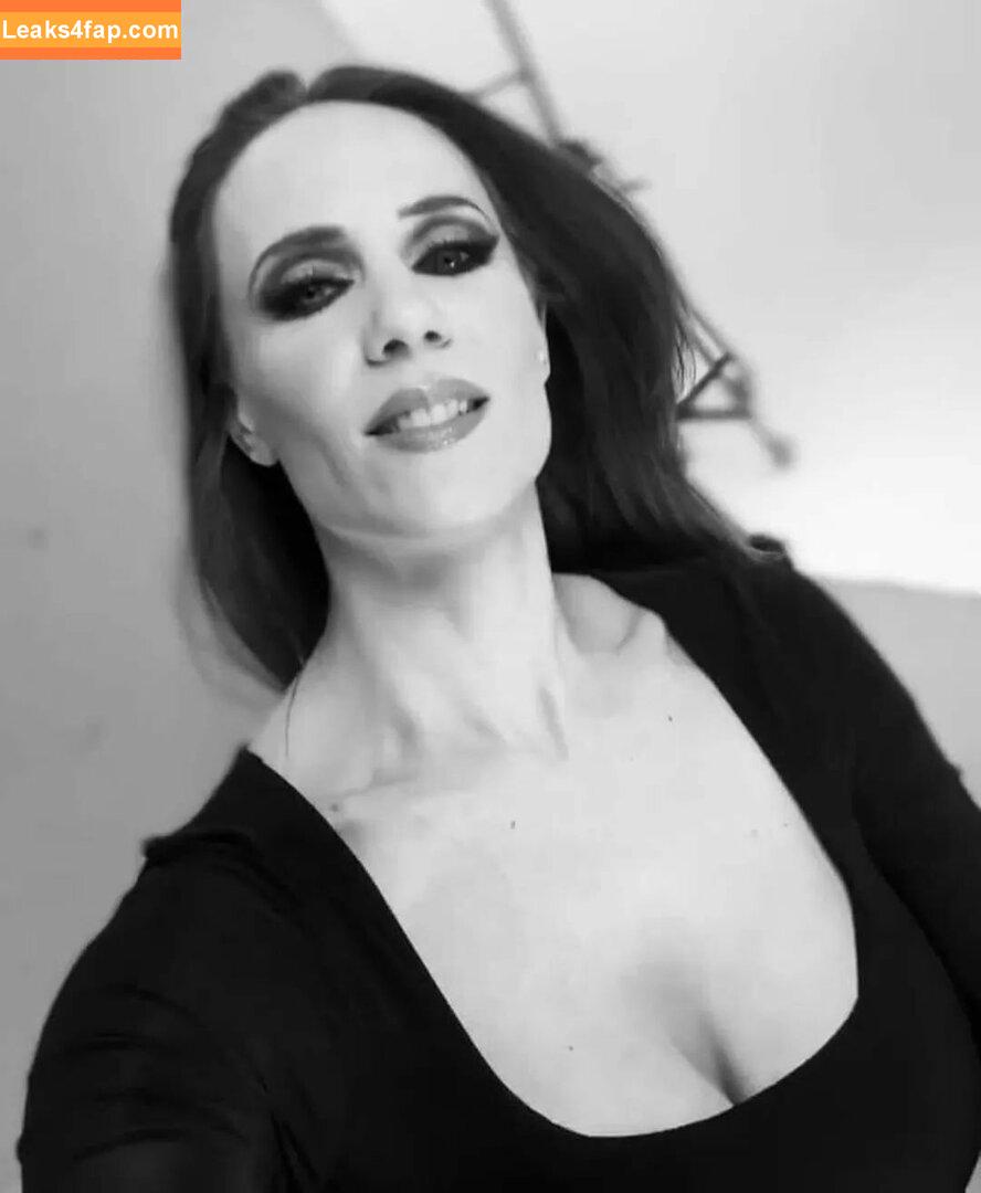 Simone Simons / simonesimons leaked photo photo #0025