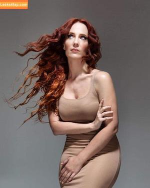 Simone Simons photo #0005