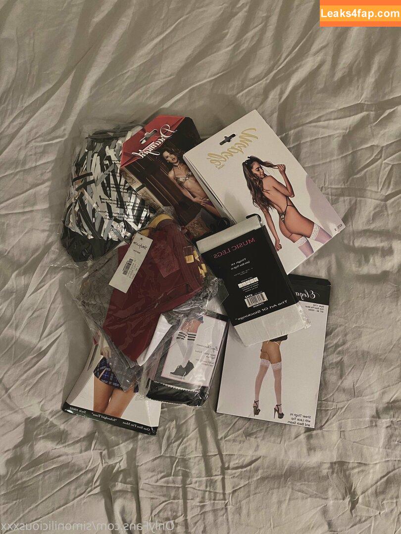 simoniliciousxxx / simonilicious leaked photo photo #0003