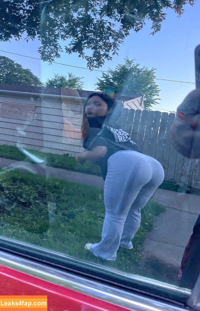 Sin.l33 / yourbabysin leaked photo photo #0004