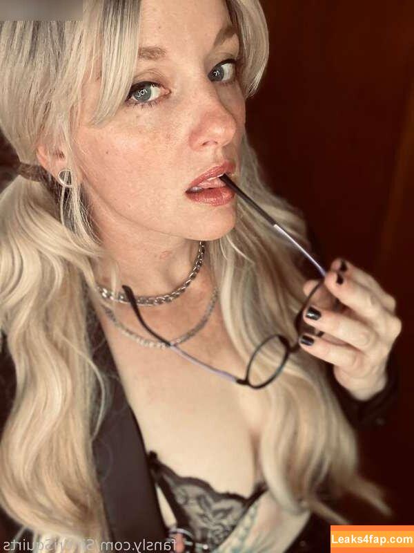 SindriSquirts /  leaked photo photo #0009