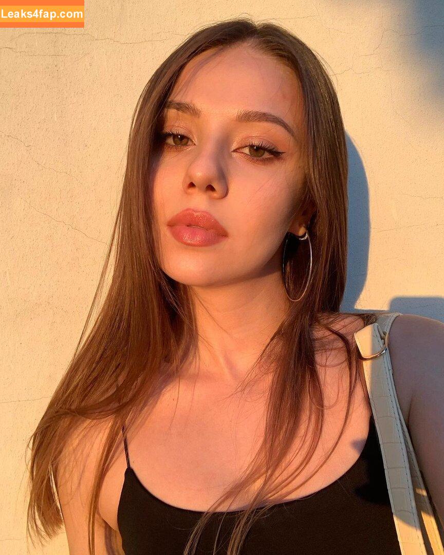 Sinem özgür /  leaked photo photo #0017