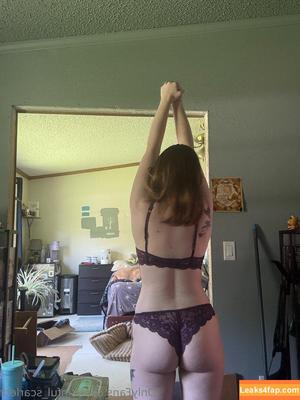 sinful_scarlett photo #0001