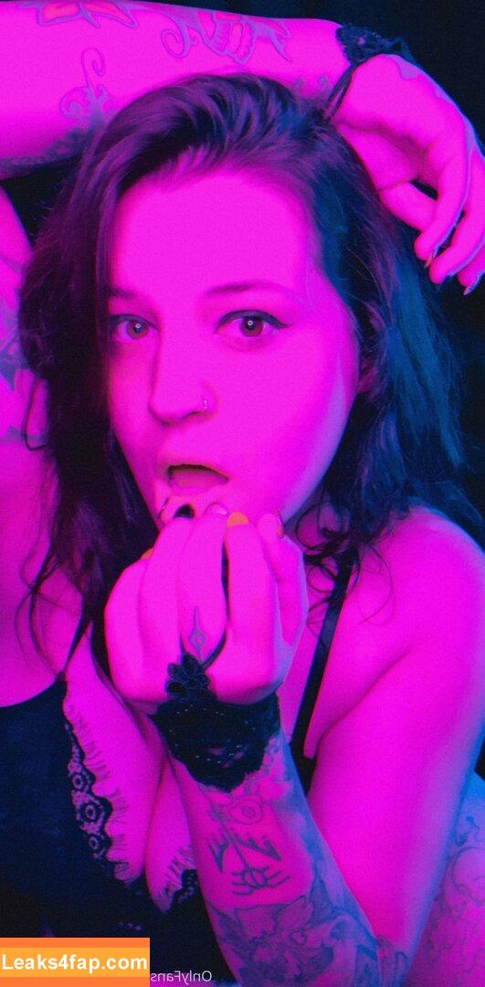 sinner_silk_2020 /  leaked photo photo #0014