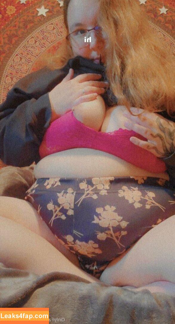 sinnfulapple420 / sinnfulapple.420 leaked photo photo #0036