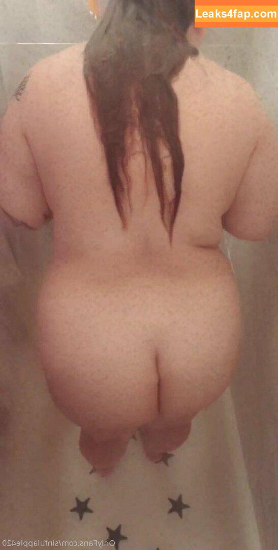 sinnfulapple420 / sinnfulapple.420 leaked photo photo #0170
