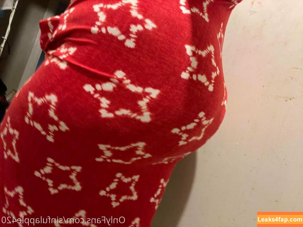 sinnfulapple420 / sinnfulapple.420 leaked photo photo #0252