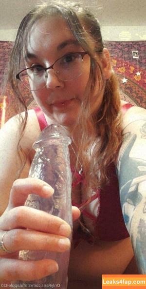 sinnfulapple420 photo #0223