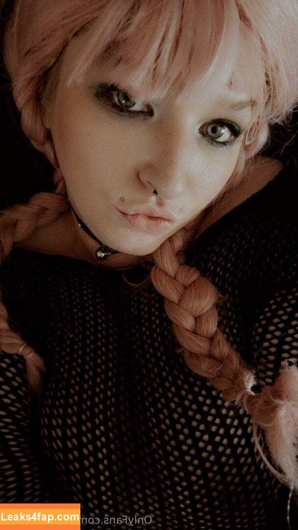 sinnythekitty / sinnykitt leaked photo photo #0038
