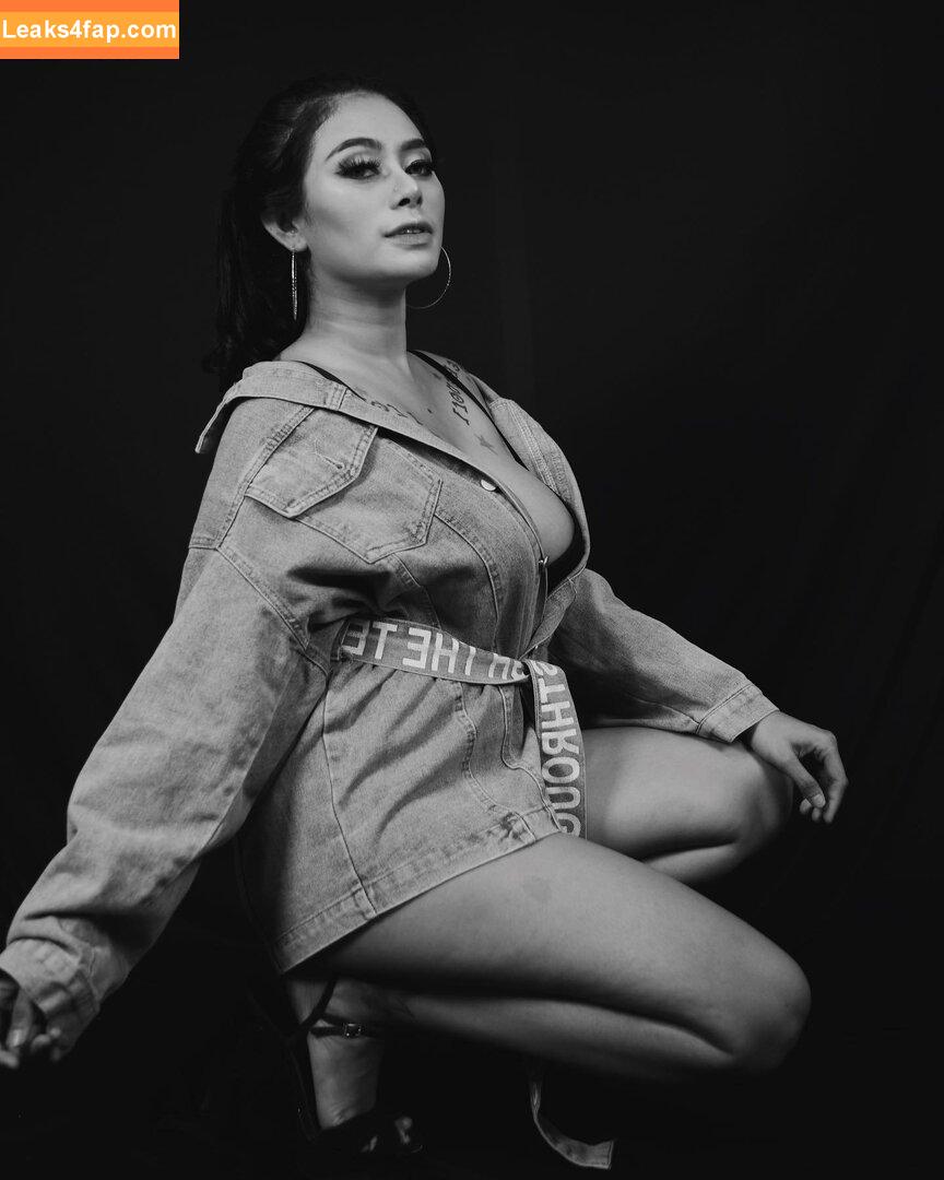 Sinta Bella / __sibelllll leaked photo photo #0005