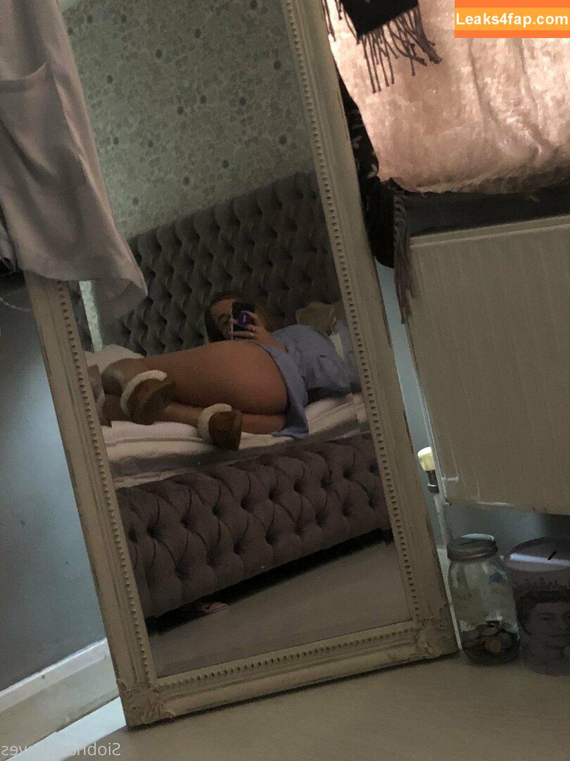 Siobhan Graves / Siobhangraves1 / sgraves99 leaked photo photo #0424