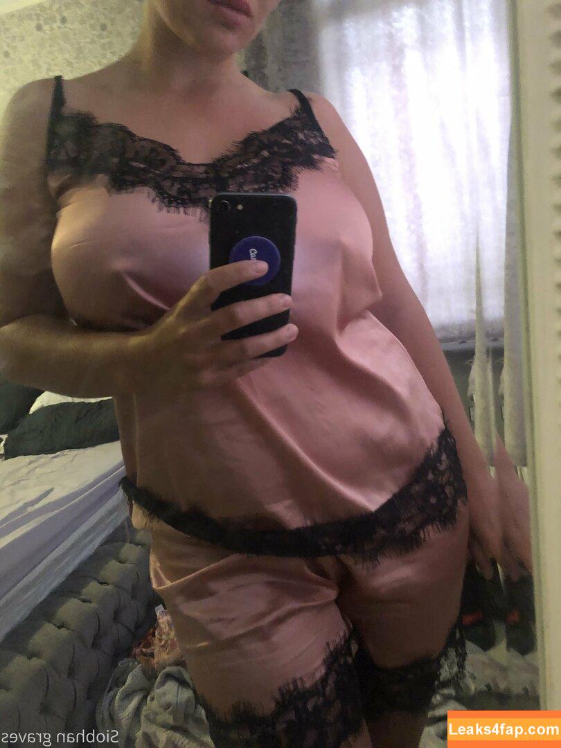 Siobhan Graves / Siobhangraves1 / sgraves99 leaked photo photo #0428