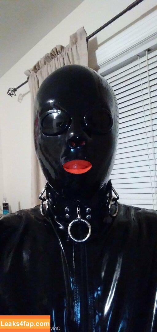 sir_latexman /  leaked photo photo #0132