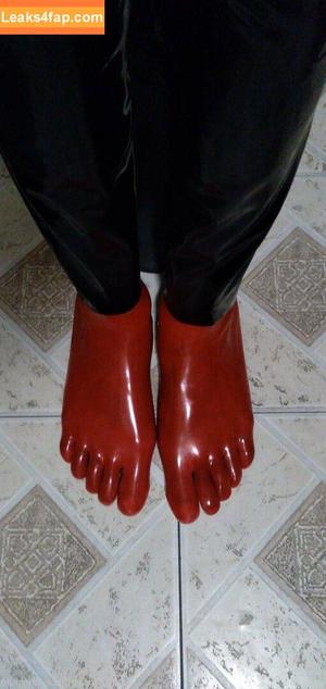 sir_latexman photo #0071