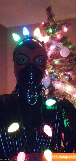 sir_latexman photo #0108