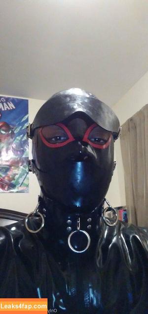 sir_latexman photo #0120