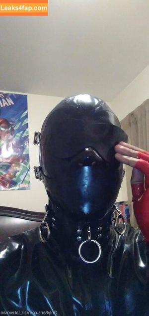 sir_latexman photo #0121