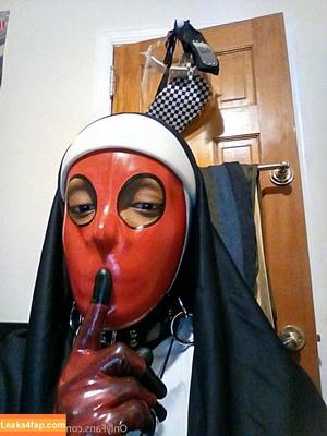 sir_latexman photo #0141