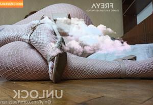 siren.goddess photo #0001